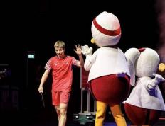 开云下载-石宇奇力克安赛龙，中国队提前锁定丹麦赛冠军，安赛龙发文喊冤