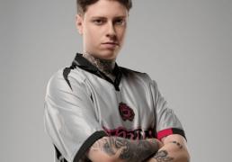 开云-电竞选手比赛时侮辱成龙，引起大量网友(yǒu)不满，赛后紧急(jí)发文道歉