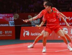 开云体育在线-羽毛球总决赛，男(nán)单决赛蓆(xí)位诞生！法国男(nán)单2-0获胜，放话挑战石宇奇