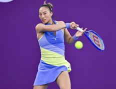 开云体育APP下载-16救13，网球最残酷的算术！鄭(zhèng)钦文如何(hé)扛過(guò)这場(chǎng)破發(fā)点風(fēng)暴？