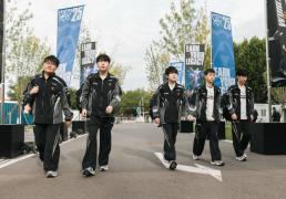 开云体育APP下载-TES迎戰(zhàn)GEN！史诗级挑戰(zhàn)！Jackeylove或将成为胜负手！