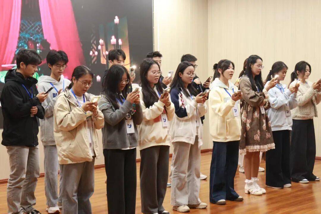 开云下载-见面會(huì)精彩集(jí)锦新鲜出炉！