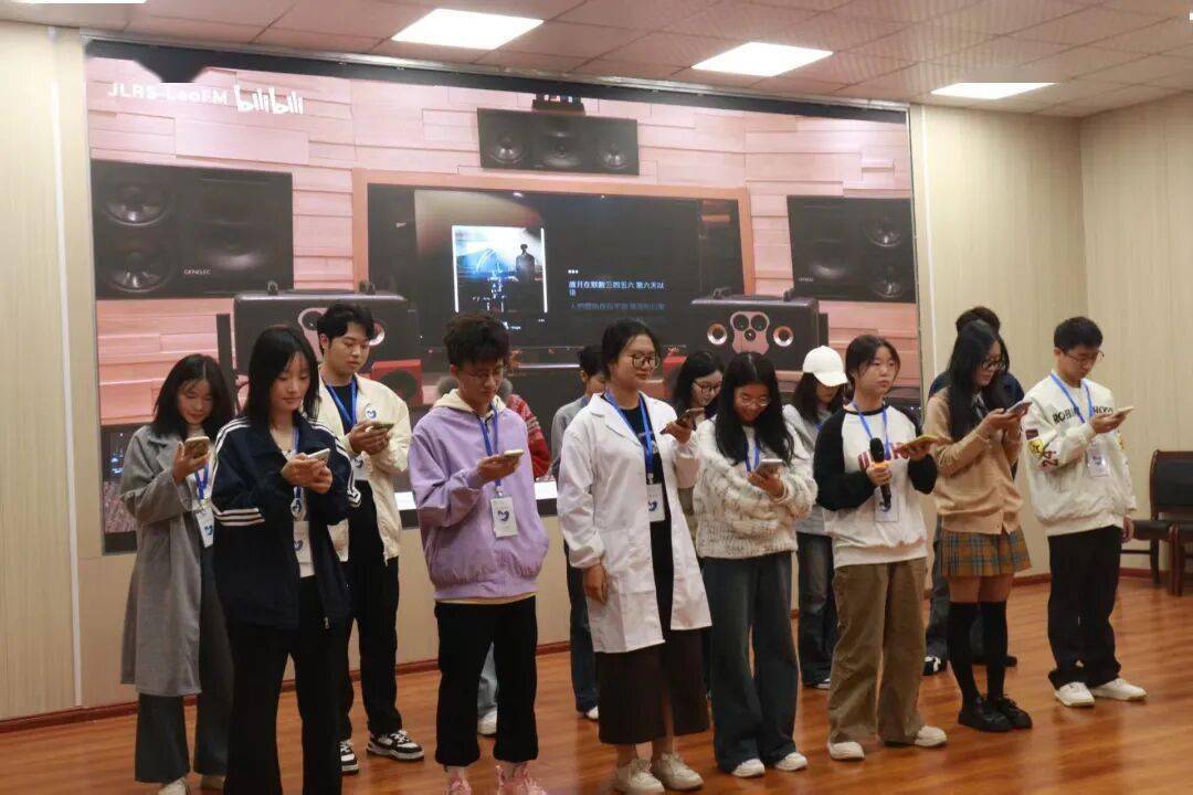 开云下载-见面會(huì)精彩集(jí)锦新鲜出炉！