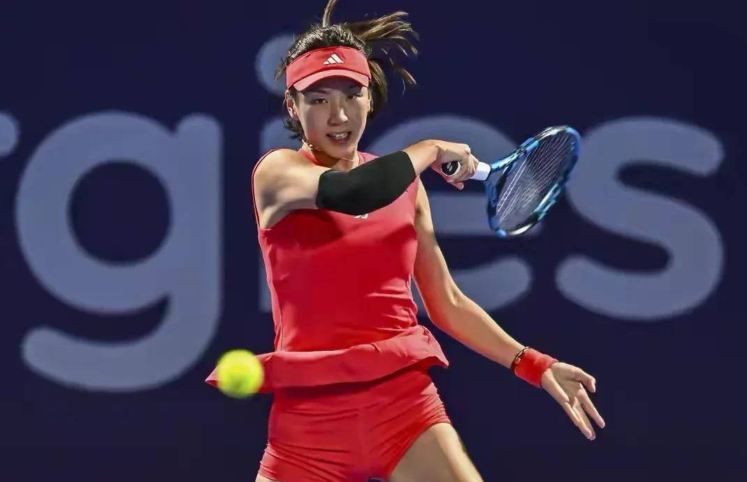 开云-中国网球新纪录！王欣瑜决胜盘翻盘，首战美网即入64强赢重奖