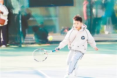 kaiyun-惠济区中小学生网球比赛开拍
