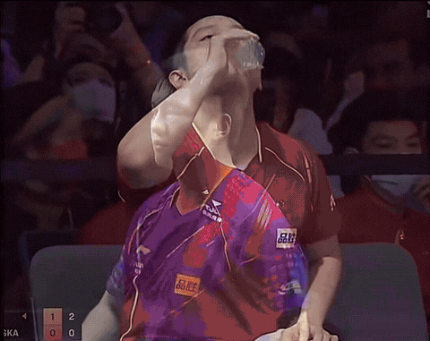 kaiyun-知行(xíng)合一 谁是樊(fán)振東(dōng)最好的场外(wài)指导 樊(fán)振東(dōng)除(chú)了指导队友还指导小胖