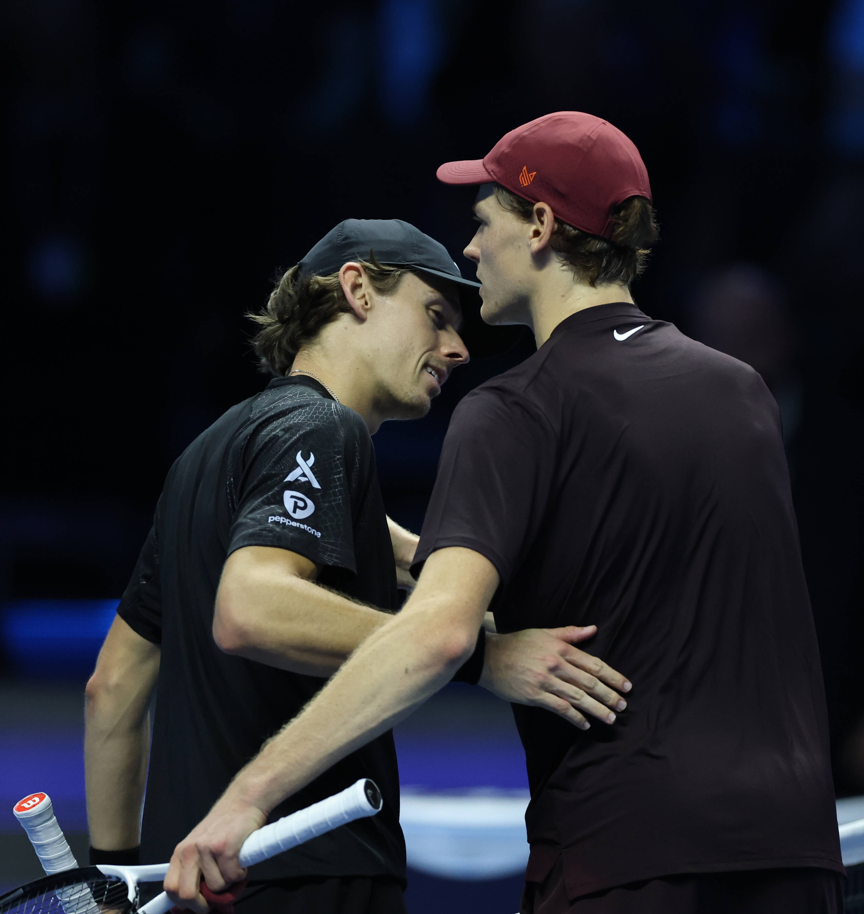 开云-（体育）网球——ATP年终总决赛半决赛：辛纳胜德米纳尔