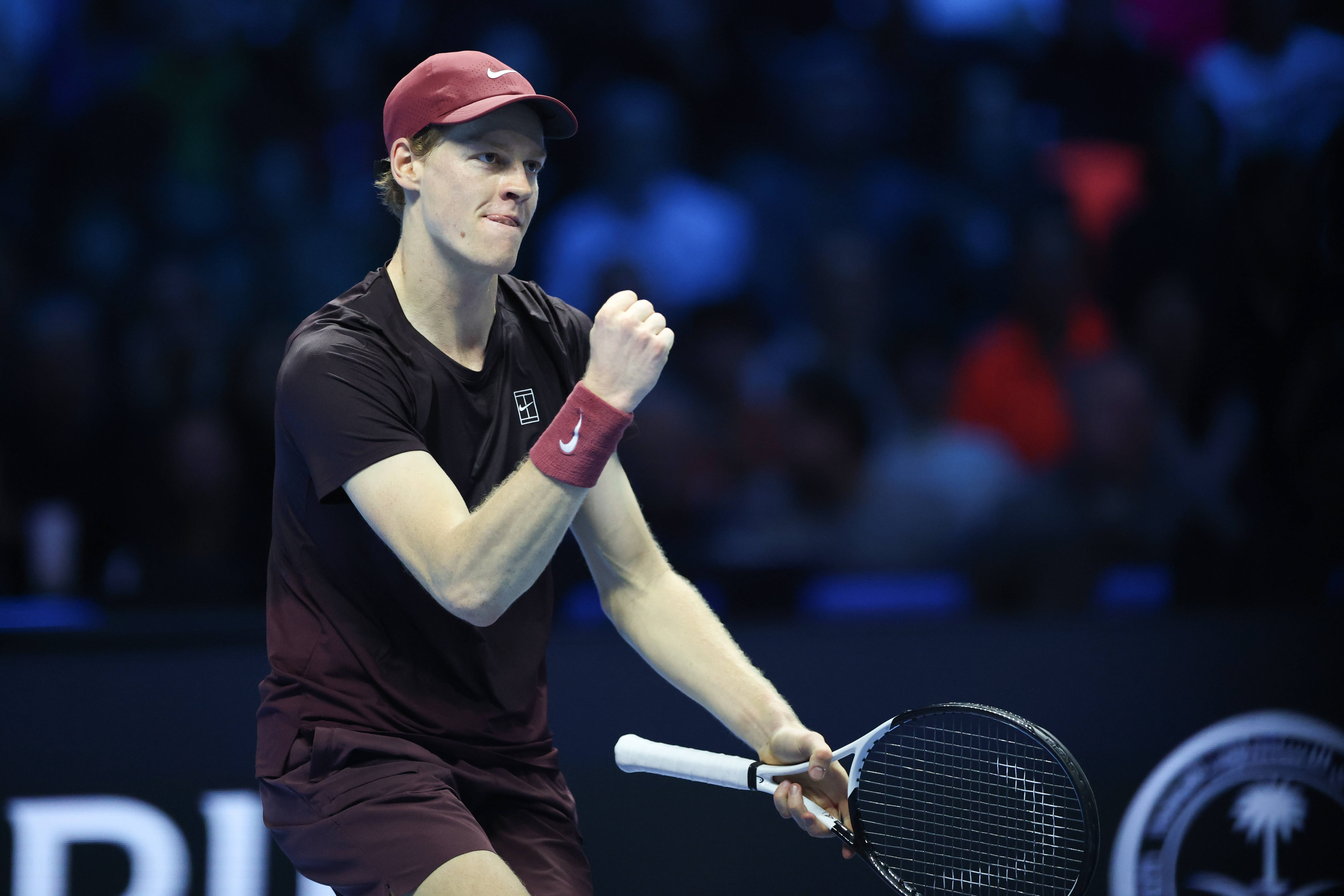 开云-（体育）网球——ATP年终总决赛半决赛：辛纳胜德米纳尔