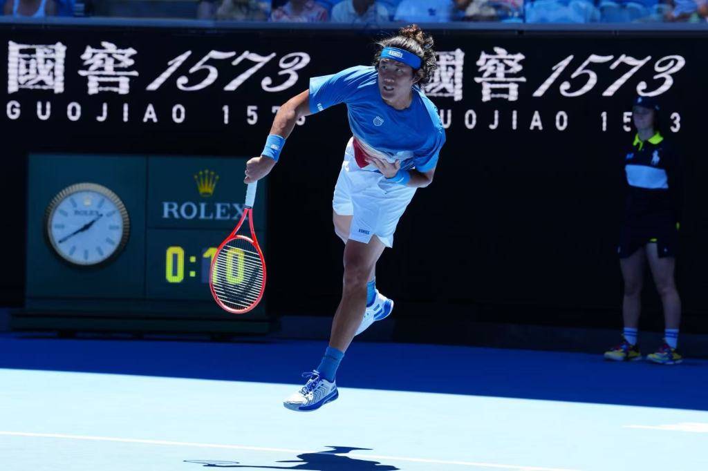 开云体育APP下载-澳(ào)网公开賽(sài)正賽(sài)开启，白卓璇打响中国网球军团“开門(mén)红”