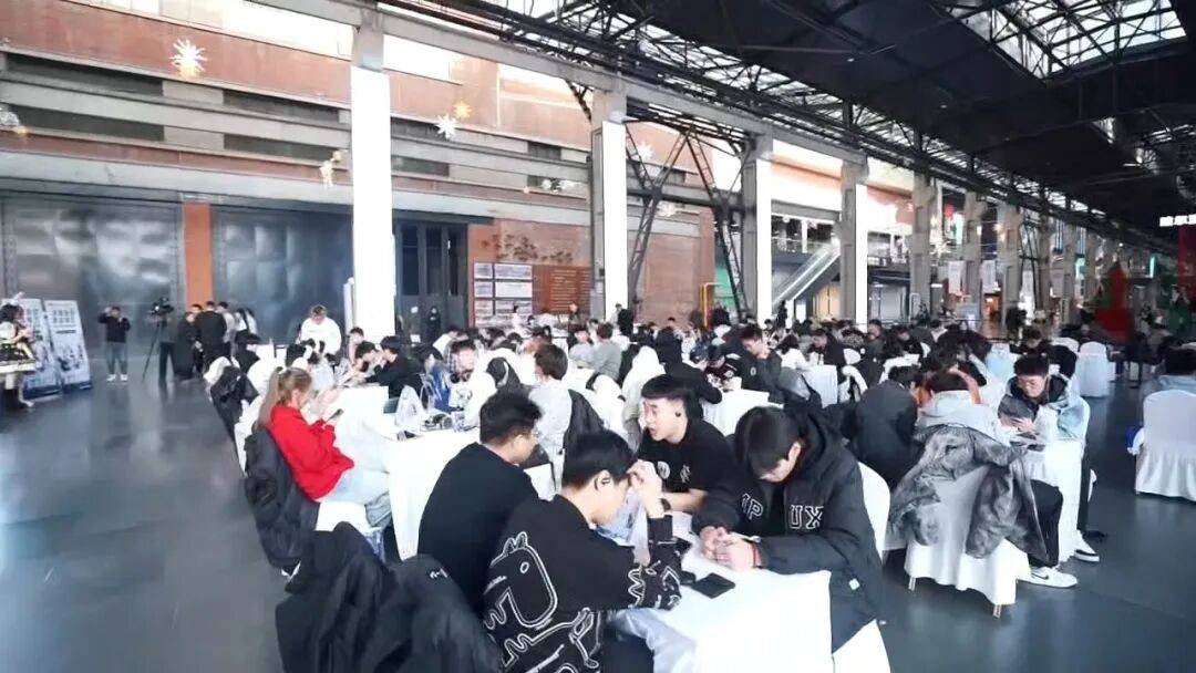 开云体育在线-冰雪赛场，青春竞逐！冰雪主题电竞比赛解锁青年新玩法