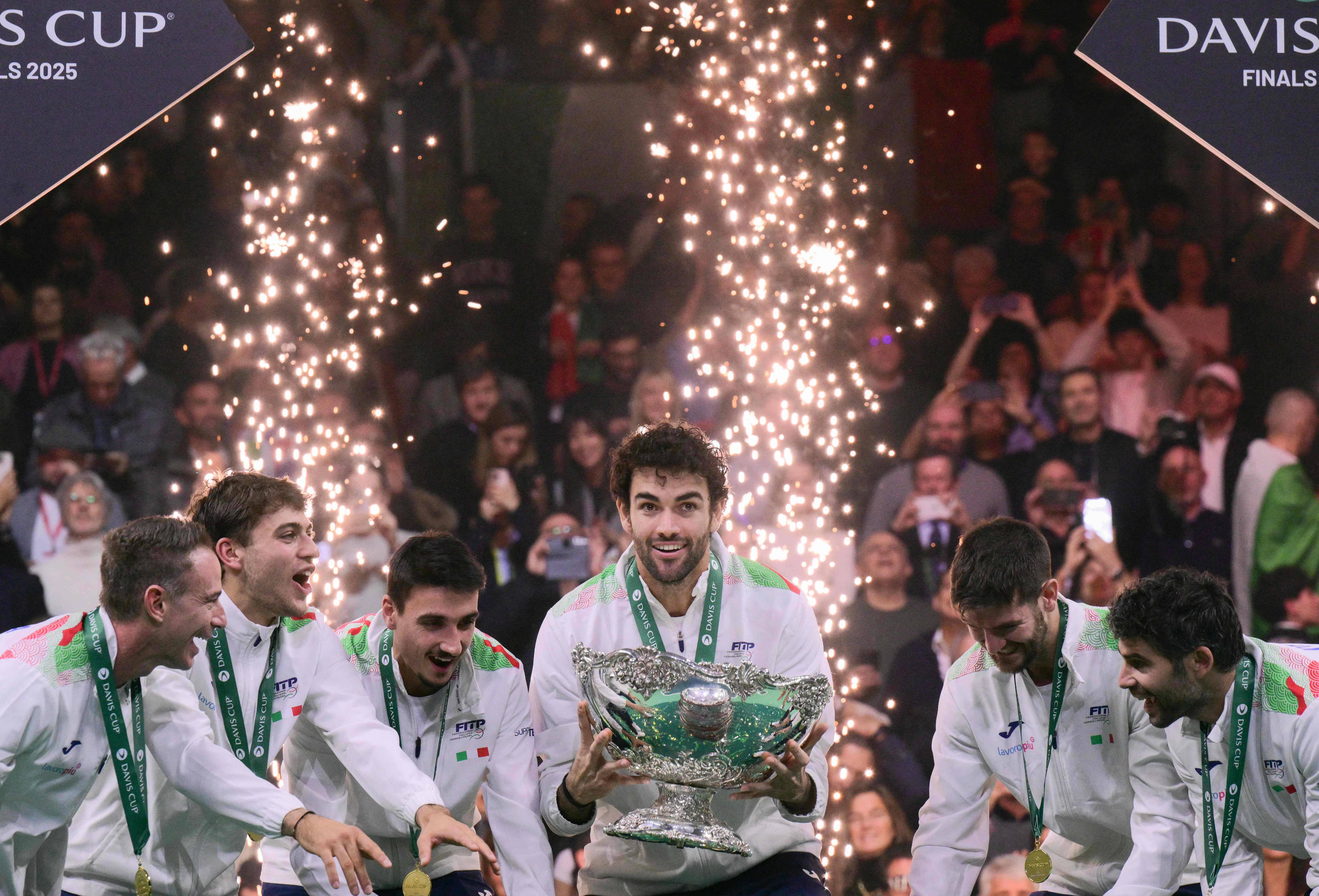 开云体育APP下载-（外代二线）网球——戴维斯杯：意大利队夺冠